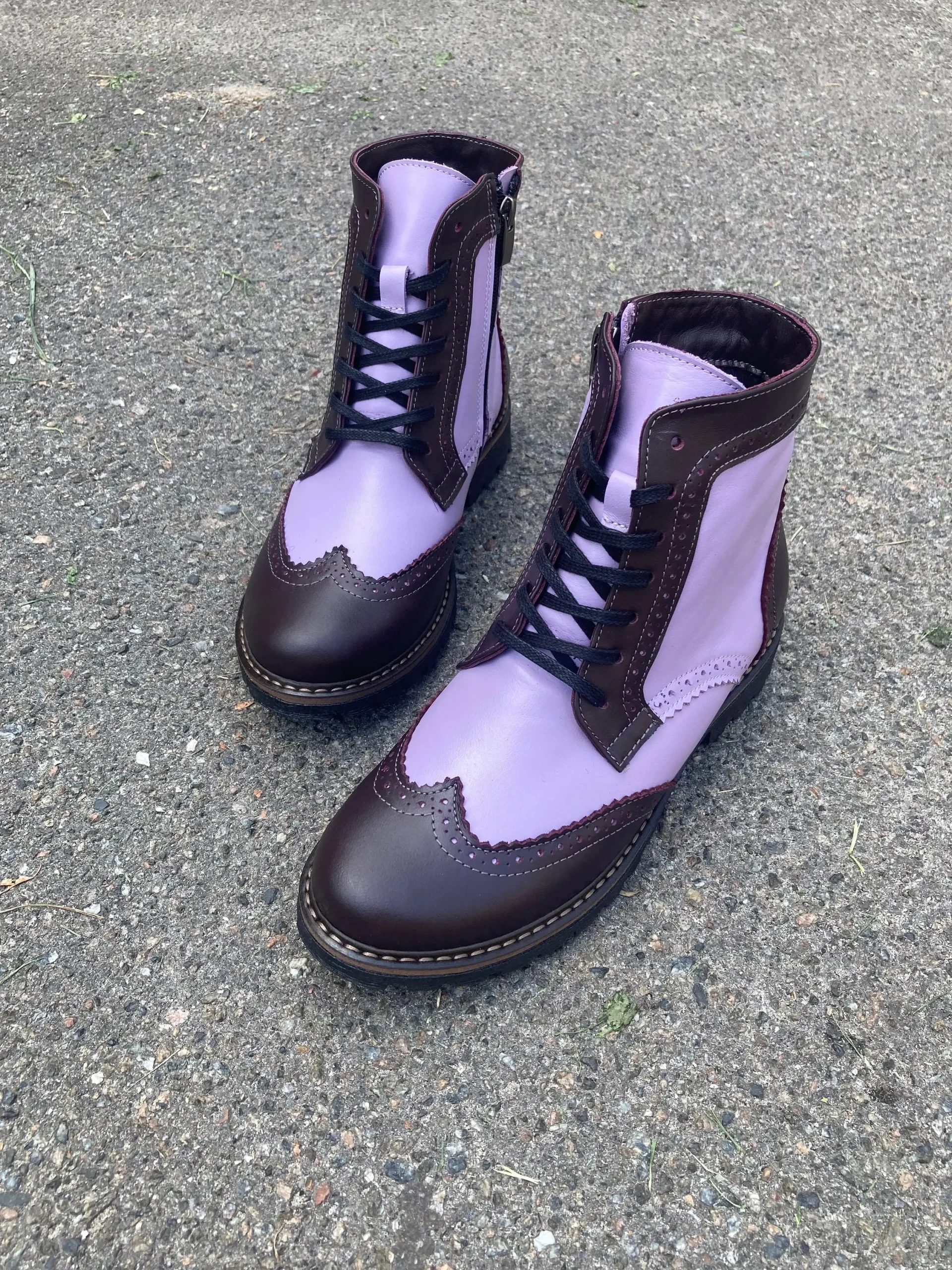 Two-tone Leather Women’s Brogue Boots