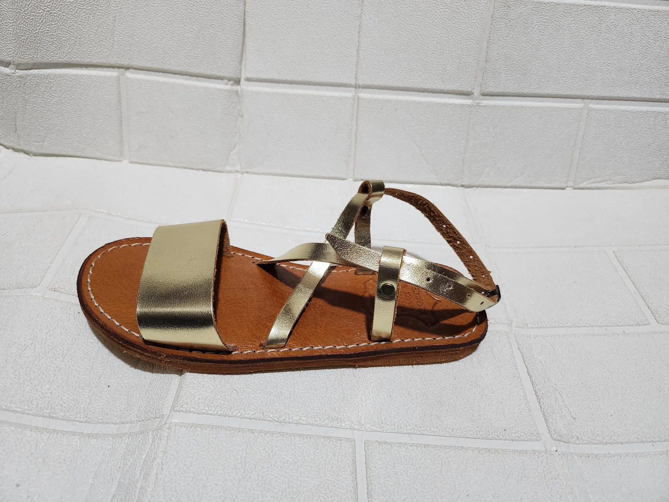 Women’s Gold Crisscross Moroccan Leather Sandals